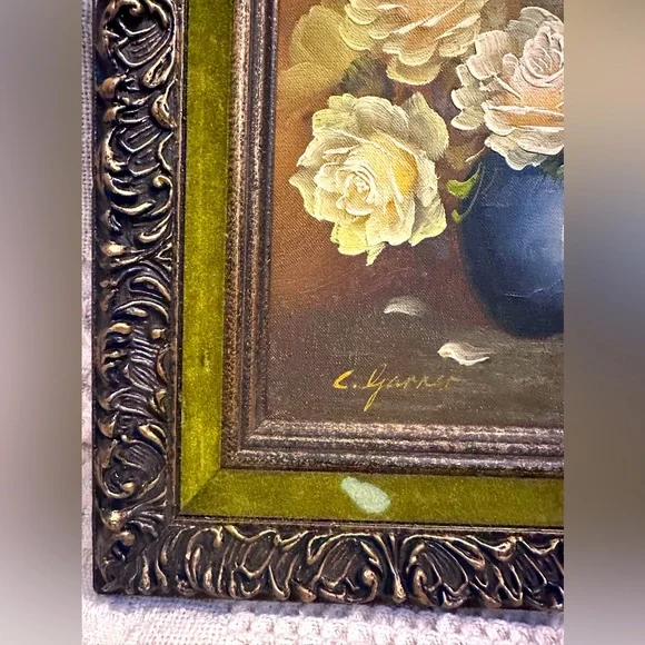 Original Oil Painting on Canvas “Roses In A Vase” Black & Gold Frame Signed